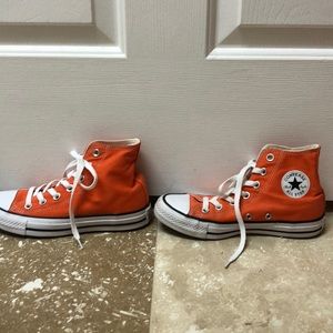 All Star Converse orange